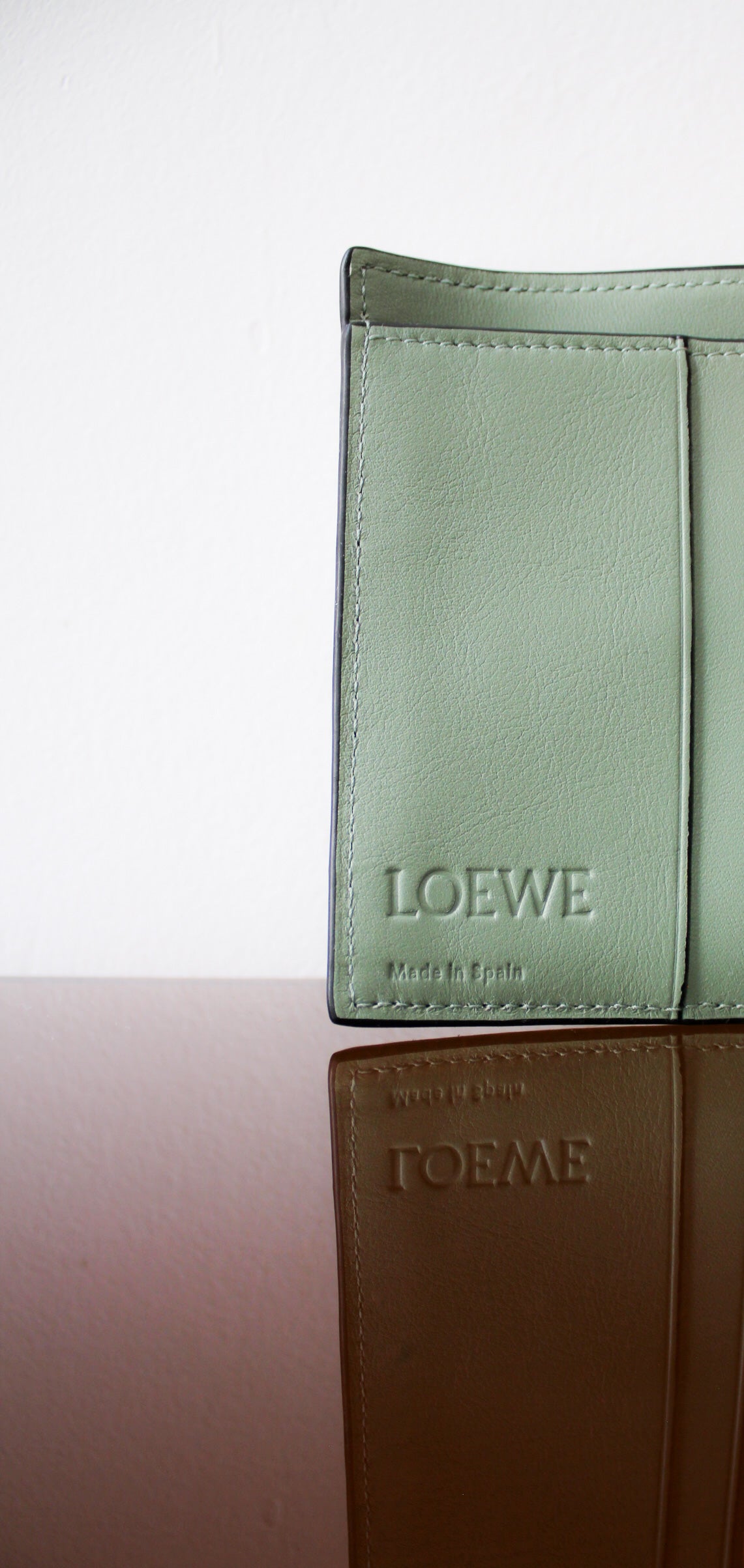 Loewe wallet